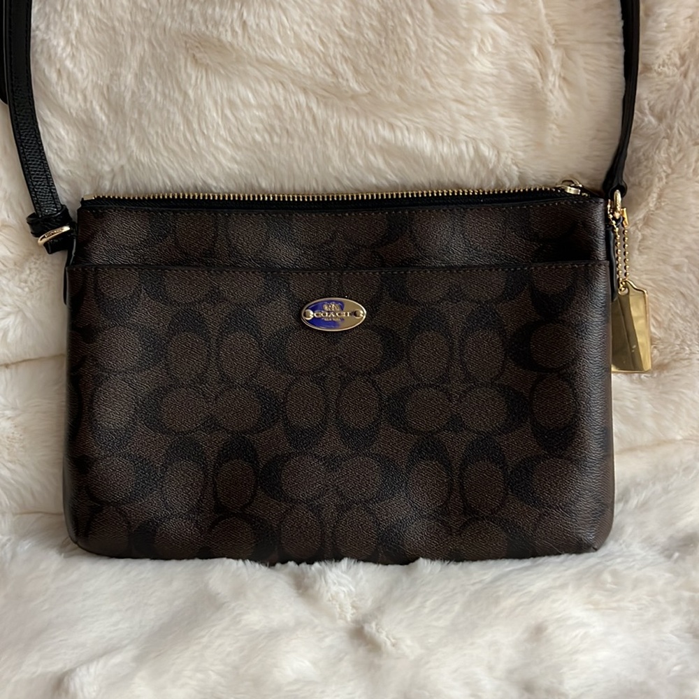 Coach crossbody in Signature canvas